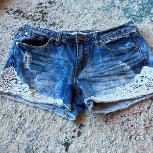 Chelsea and Violet Shorts size 29 waist